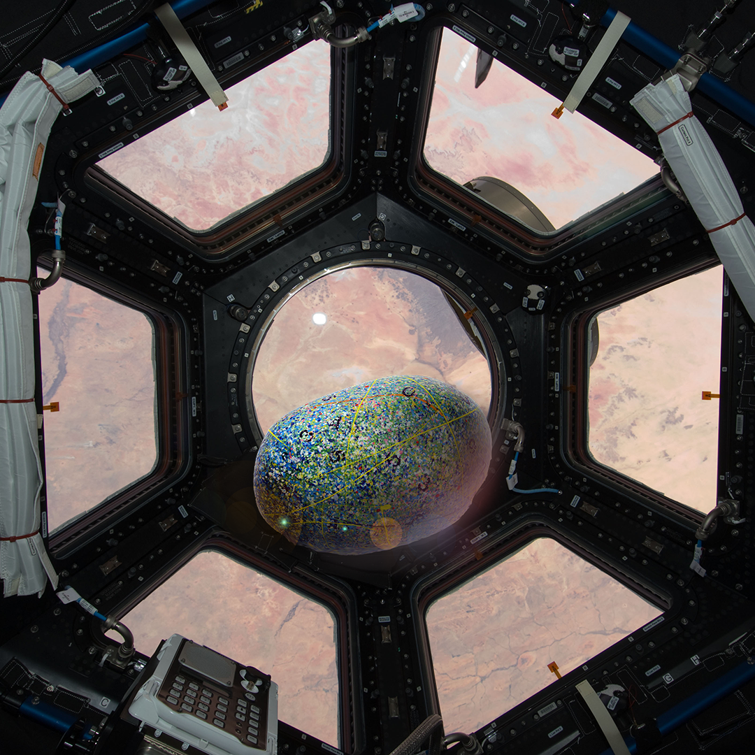 Cosmic Stone in the observation module on the space station